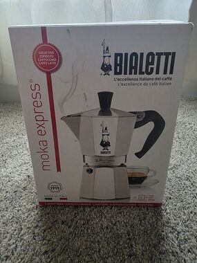 Bialetti Moka Express Stovetop Coffee Maker - Brand New